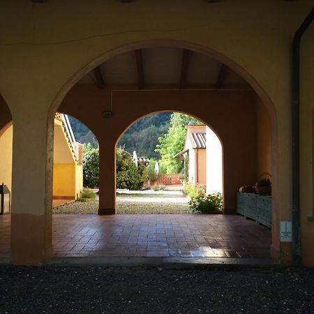 Agriturismo La Cerbana ปาลายา ภายนอก รูปภาพ